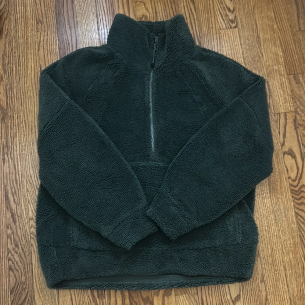 Lululemon Sherpa scuba